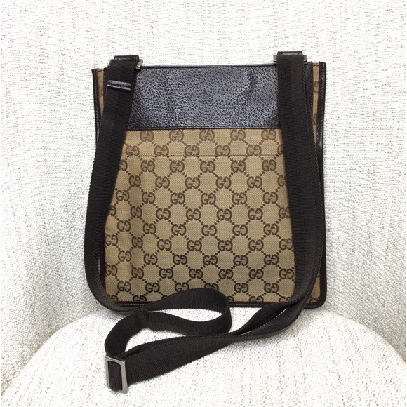 Gucci Handbags - Gucci authentic brown canvas crossbody bag